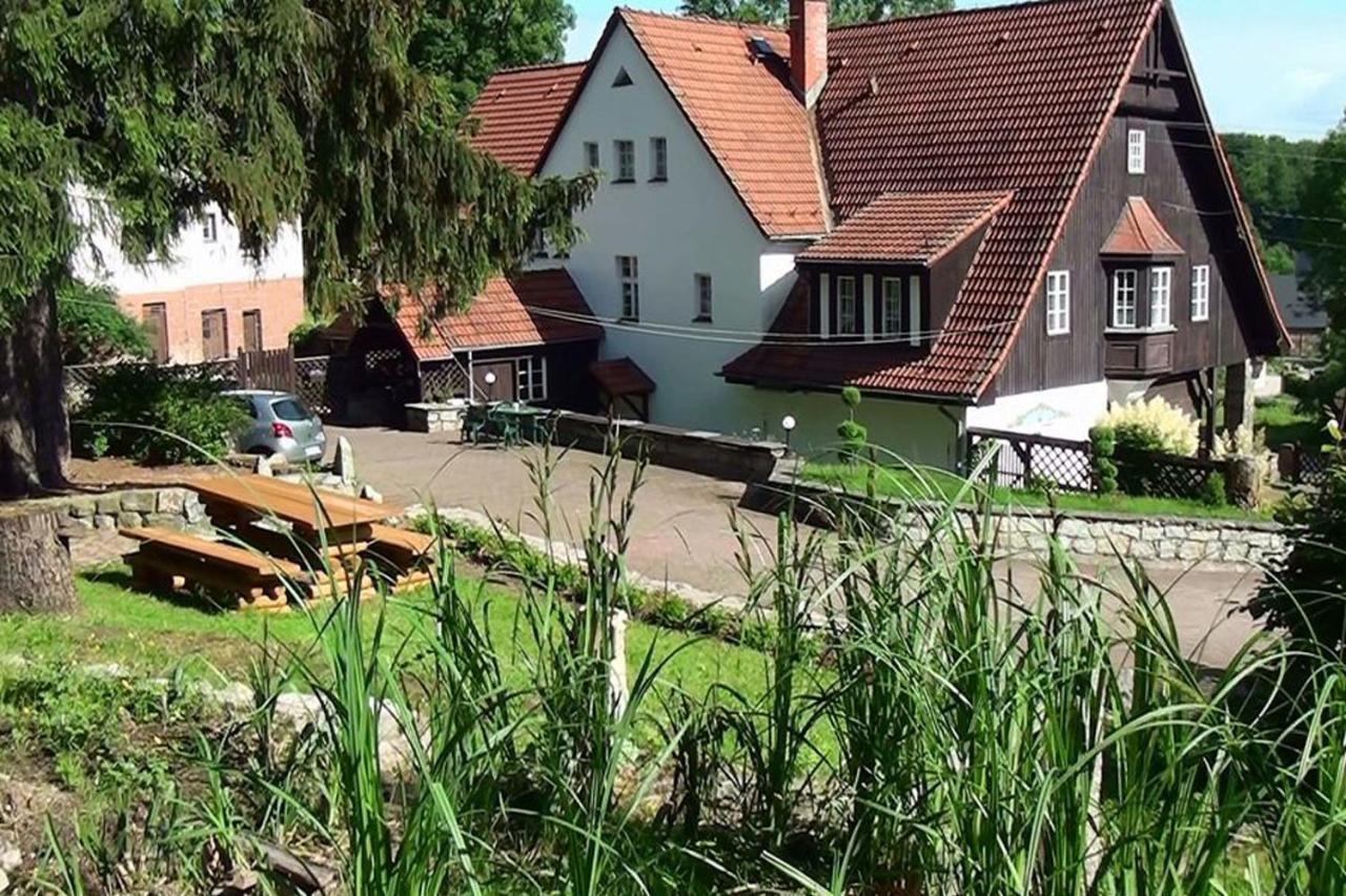 Hotel Krasnoludki Sosnówka Esterno foto